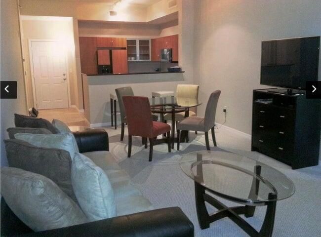 For Rent: $3,000 (2 beds, 1 baths, 1265 Square Feet)
