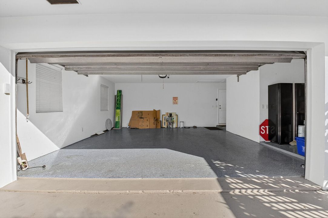 For Rent: $5,000 (3 beds, 2 baths, 1906 Square Feet)