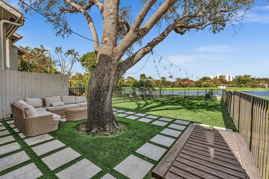 For Sale: $725,000 (4 beds, 2 baths, 2178 Square Feet)