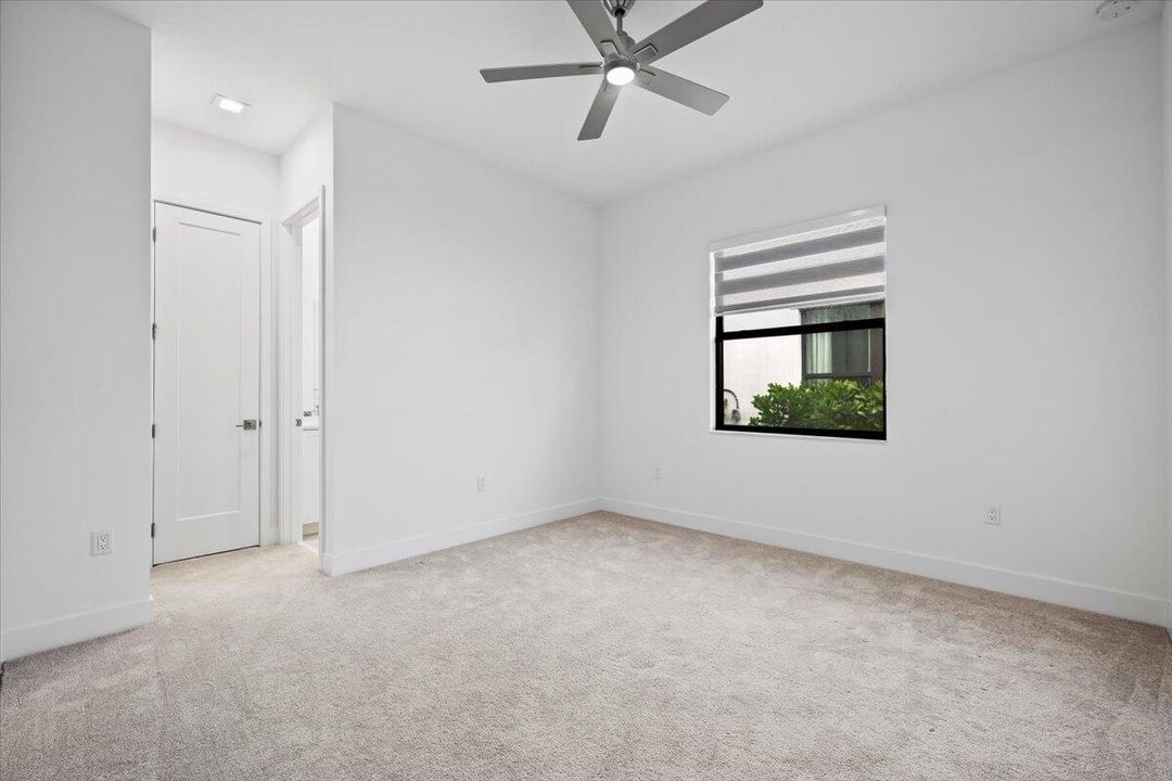 For Sale: $1,499,000 (4 beds, 4 baths, 3248 Square Feet)