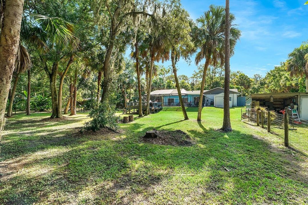 Activo con contrato: $879,000 (3 camas, 3 baños, 2388 Pies cuadrados)