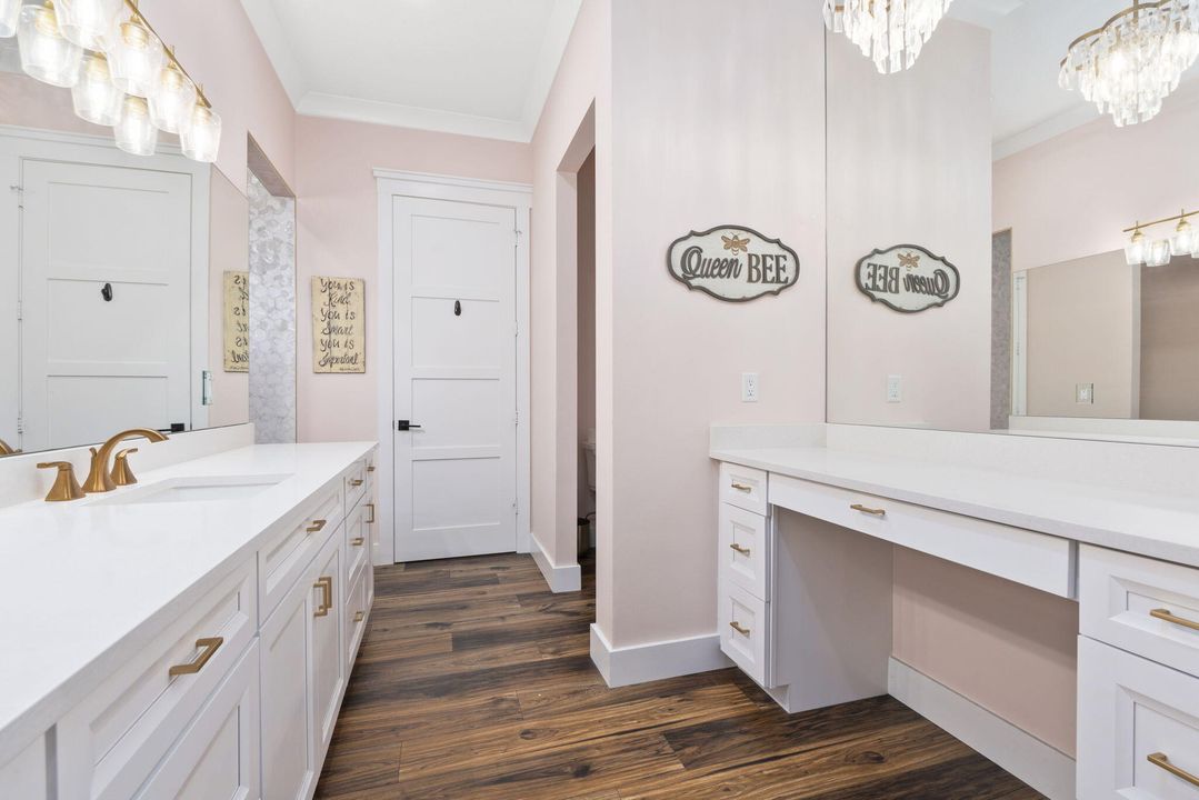 待售: $4,300,000 (3 贝兹, 3 浴室, 3807 平方英尺)