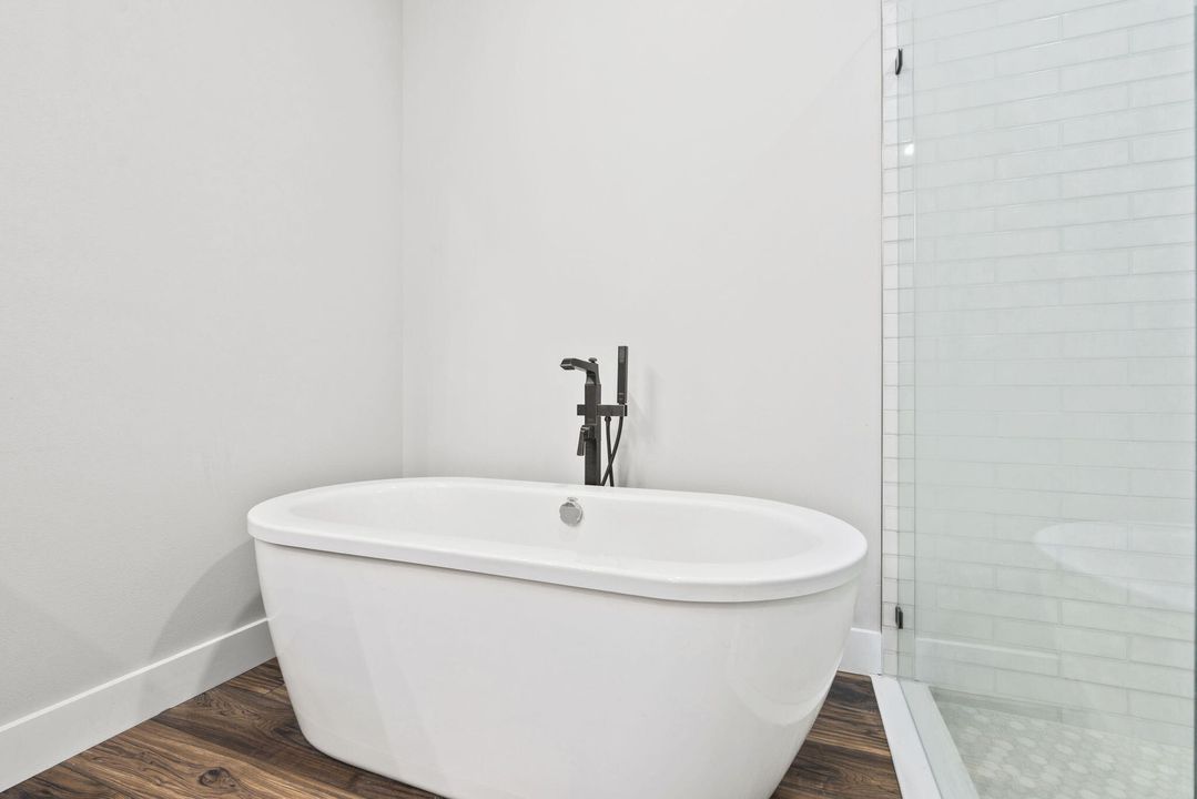 待售: $4,300,000 (3 贝兹, 3 浴室, 3807 平方英尺)