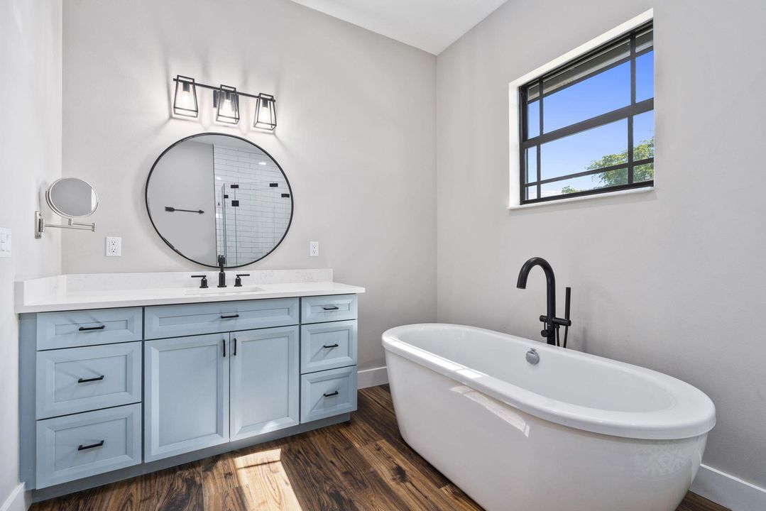 待售: $4,300,000 (3 贝兹, 3 浴室, 3807 平方英尺)