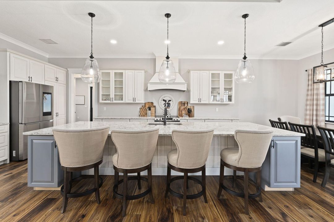 待售: $4,300,000 (3 贝兹, 3 浴室, 3807 平方英尺)