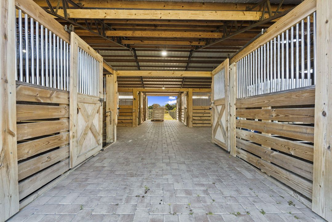 待售: $4,300,000 (3 贝兹, 3 浴室, 3807 平方英尺)