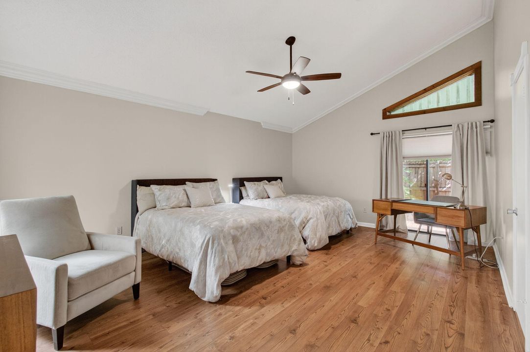 For Rent: $4,500 (2 beds, 2 baths, 1627 Square Feet)