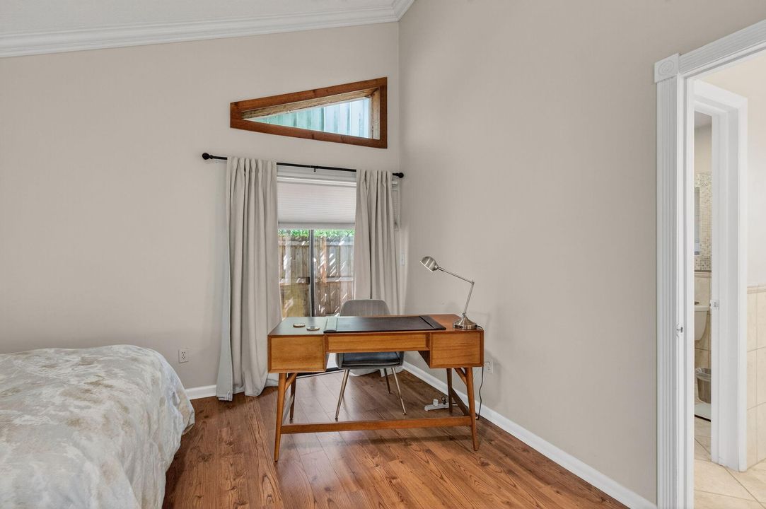 For Rent: $4,500 (2 beds, 2 baths, 1627 Square Feet)