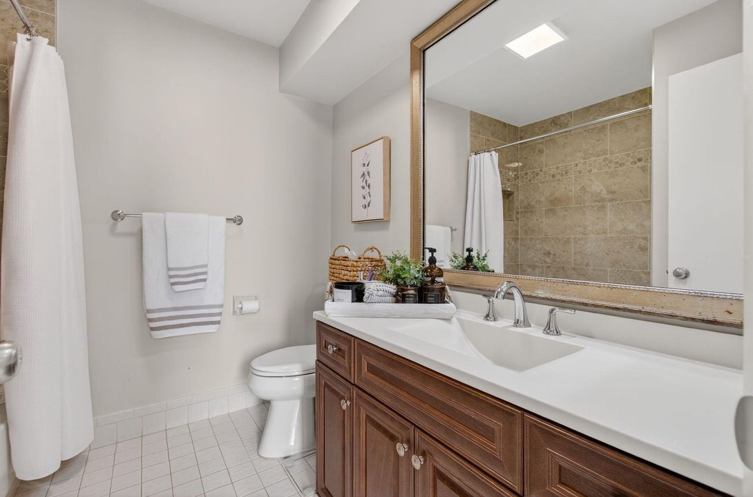 For Rent: $4,500 (2 beds, 2 baths, 1627 Square Feet)