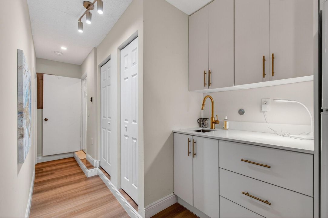 For Rent: $4,500 (2 beds, 2 baths, 1627 Square Feet)