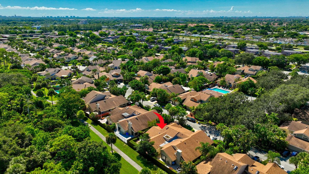 For Rent: $4,500 (2 beds, 2 baths, 1627 Square Feet)