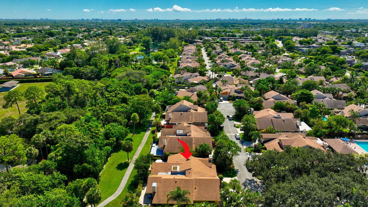 For Rent: $4,500 (2 beds, 2 baths, 1627 Square Feet)