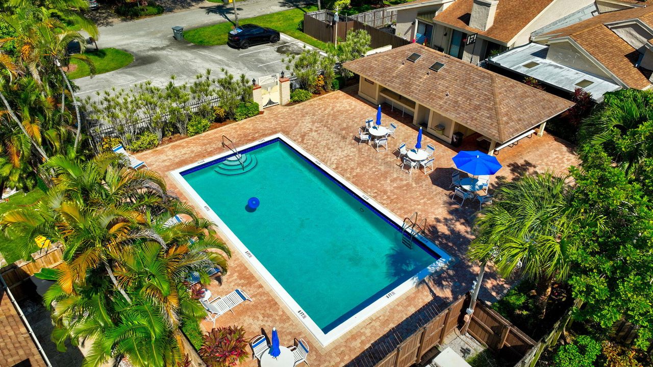 For Rent: $4,500 (2 beds, 2 baths, 1627 Square Feet)