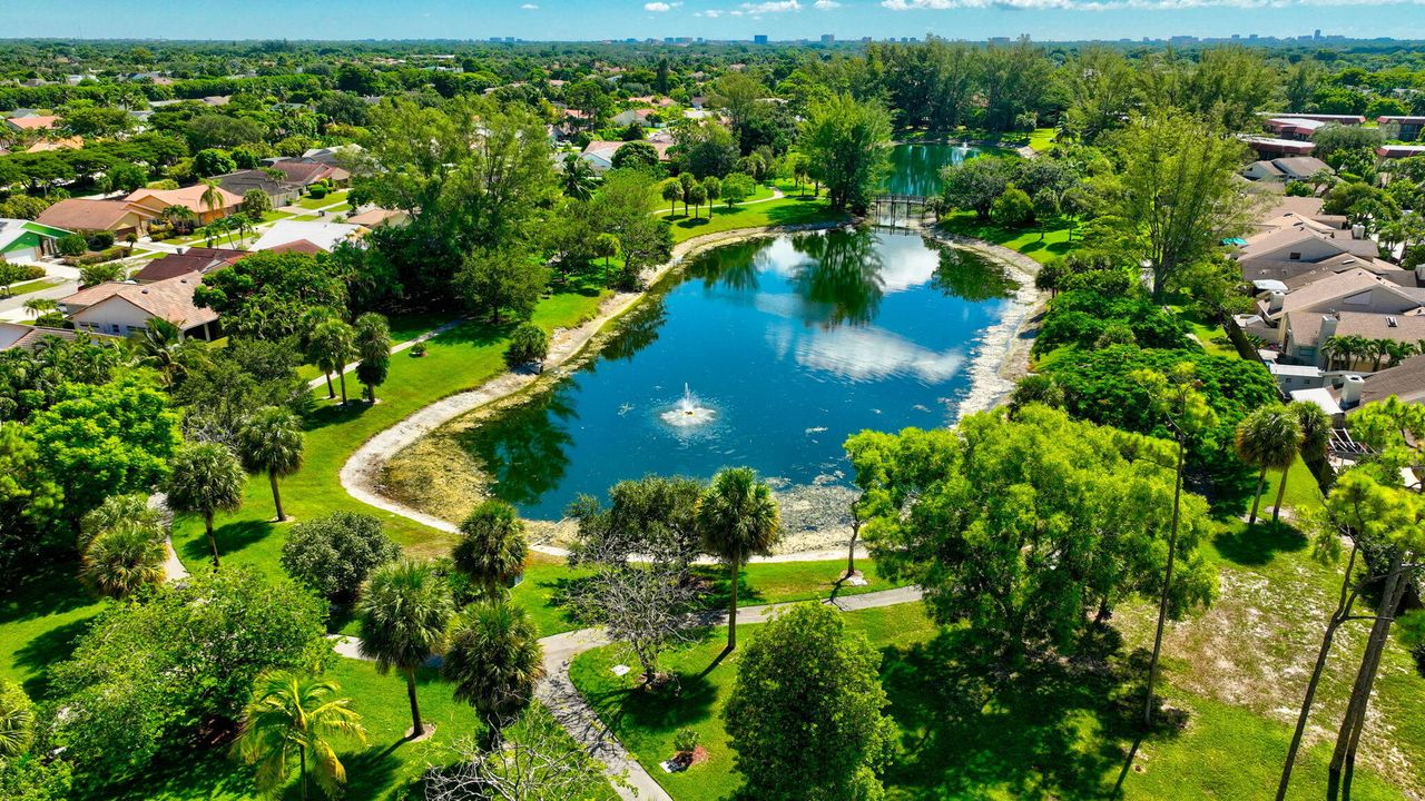 For Rent: $4,500 (2 beds, 2 baths, 1627 Square Feet)