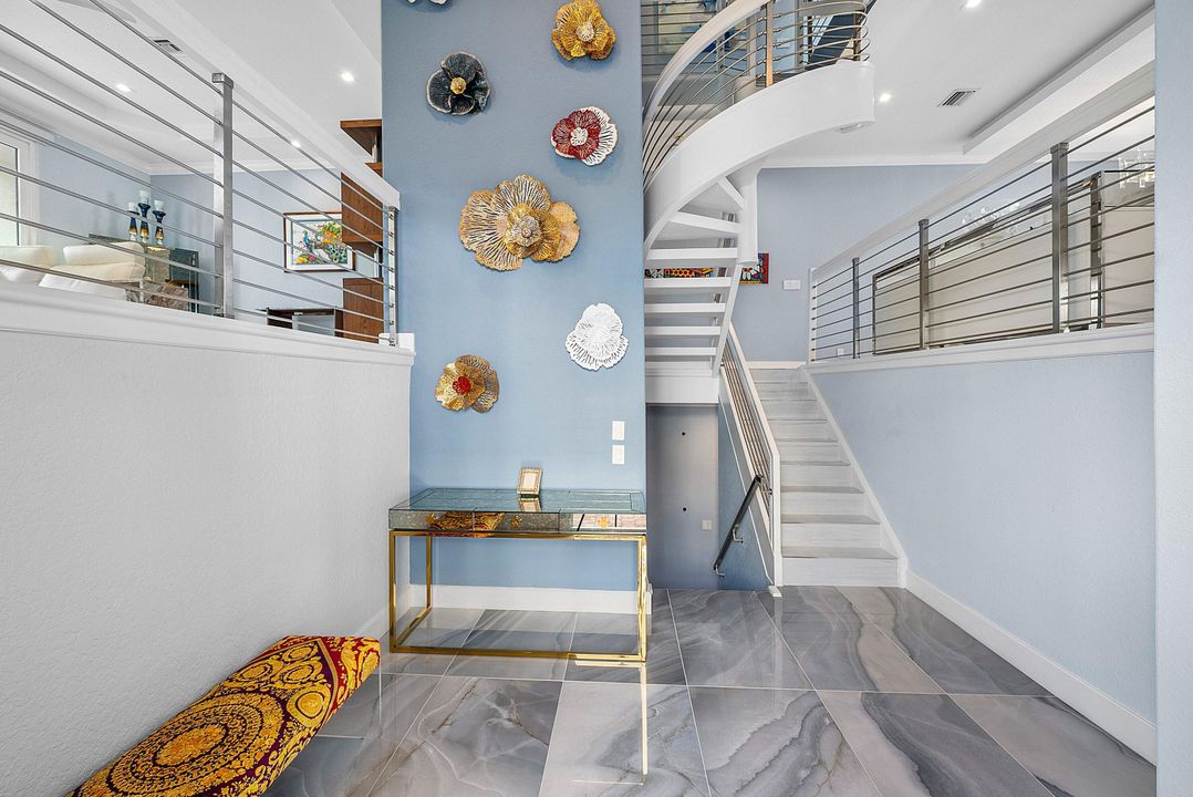 For Sale: $2,050,000 (3 beds, 3 baths, 2938 Square Feet)