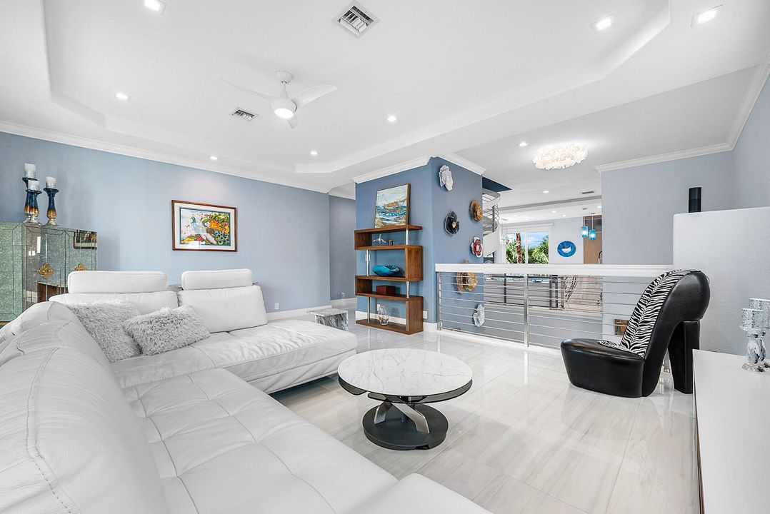 For Sale: $2,050,000 (3 beds, 3 baths, 2938 Square Feet)