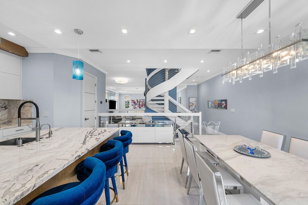 For Sale: $2,050,000 (3 beds, 3 baths, 2938 Square Feet)