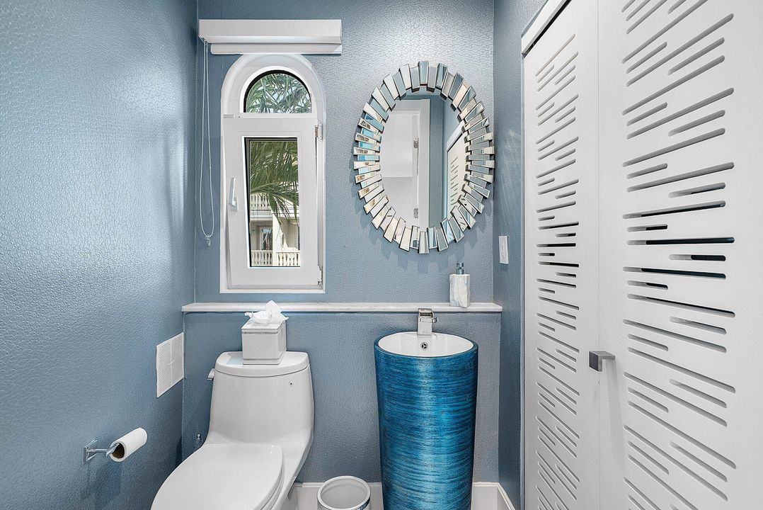 For Sale: $2,050,000 (3 beds, 3 baths, 2938 Square Feet)