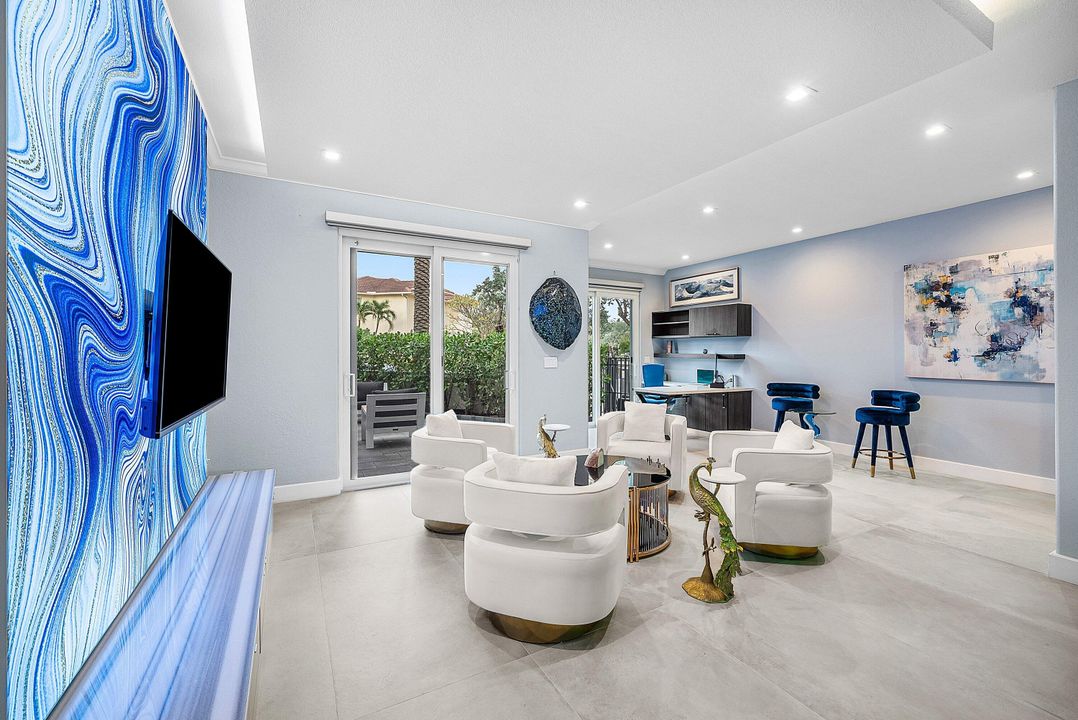 For Sale: $2,050,000 (3 beds, 3 baths, 2938 Square Feet)