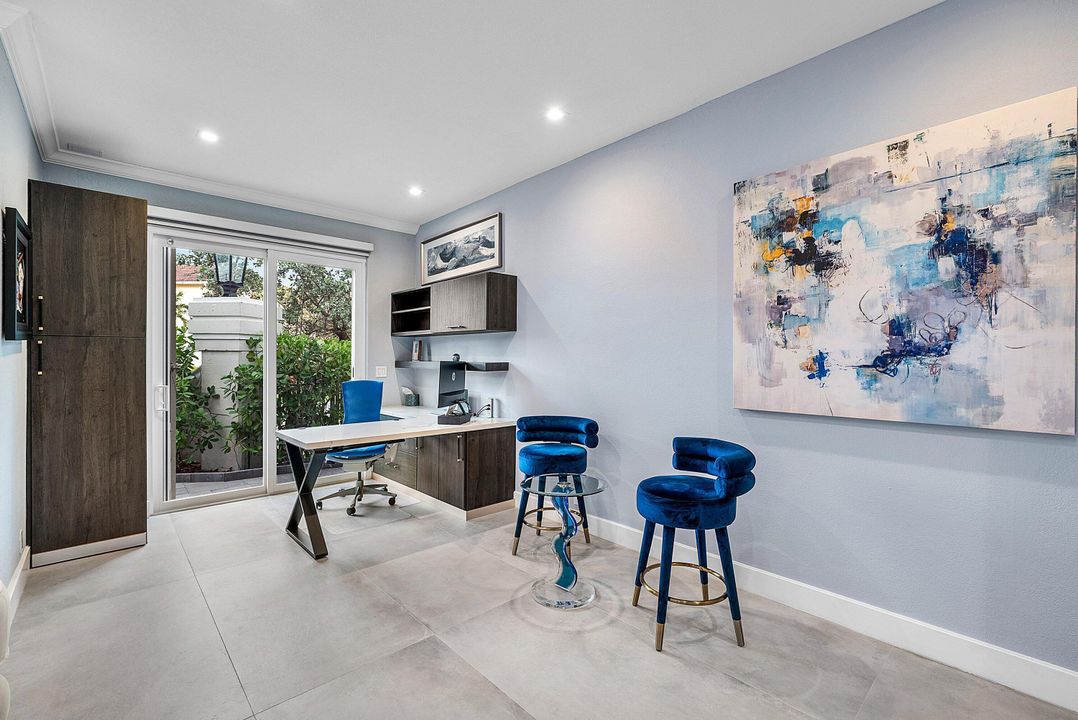 For Sale: $2,050,000 (3 beds, 3 baths, 2938 Square Feet)