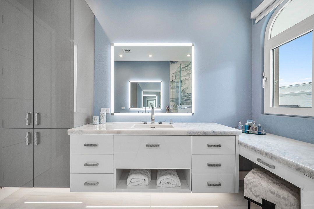 For Sale: $2,050,000 (3 beds, 3 baths, 2938 Square Feet)