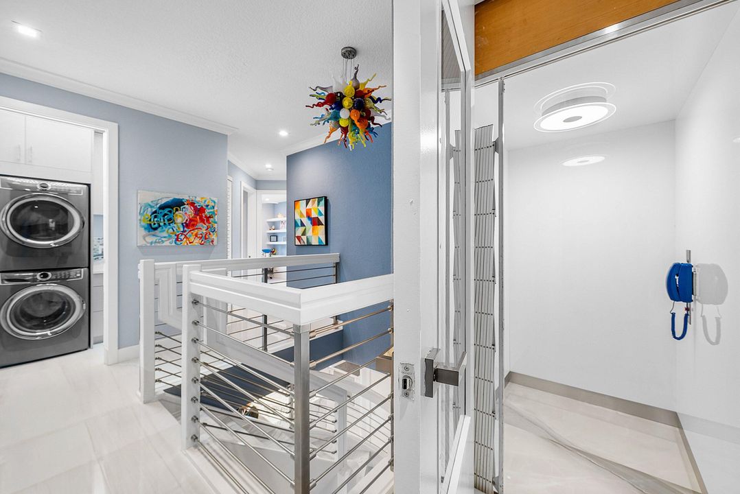 For Sale: $2,050,000 (3 beds, 3 baths, 2938 Square Feet)