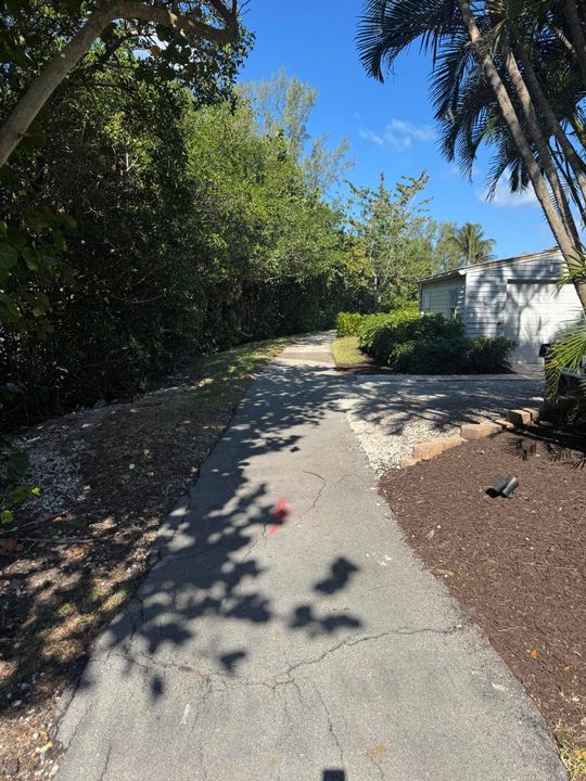 Под контрактом: $3,875 (2 спален, 2 ванн, 1170 Квадратных фут)