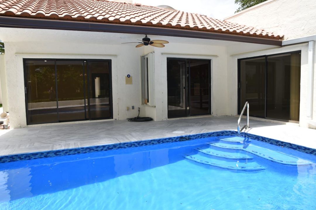 For Rent: $6,100 (3 beds, 2 baths, 2101 Square Feet)