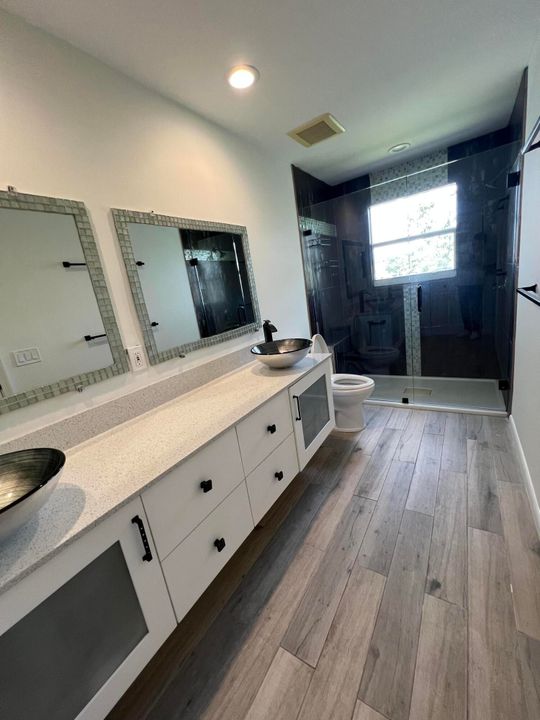 Active With Contract: $350,000 (2 beds, 2 baths, 1383 Square Feet)