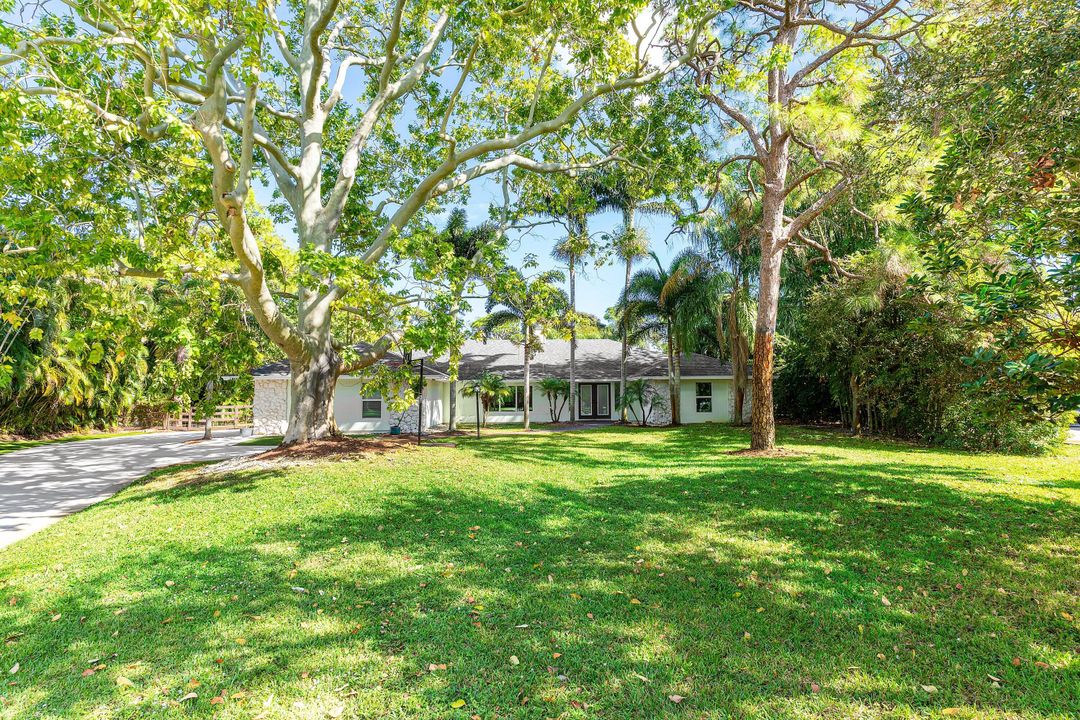 Active With Contract: $1,550,000 (4 beds, 3 baths, 2931 Square Feet)