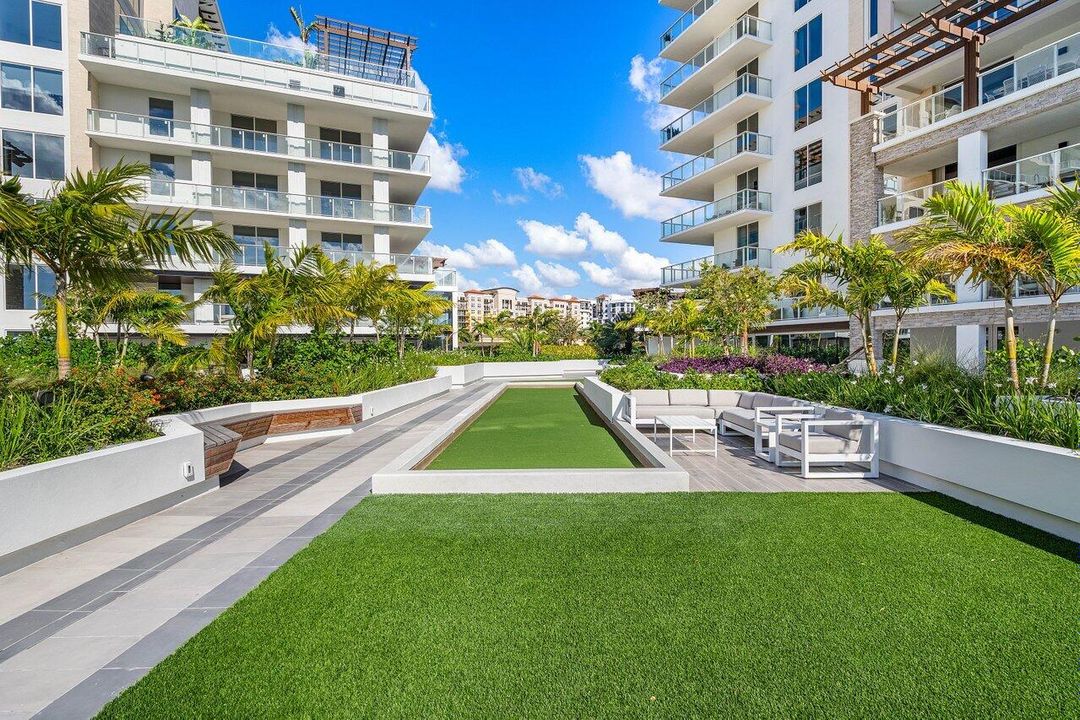 For Sale: $6,885,000 (3 beds, 3 baths, 4265 Square Feet)