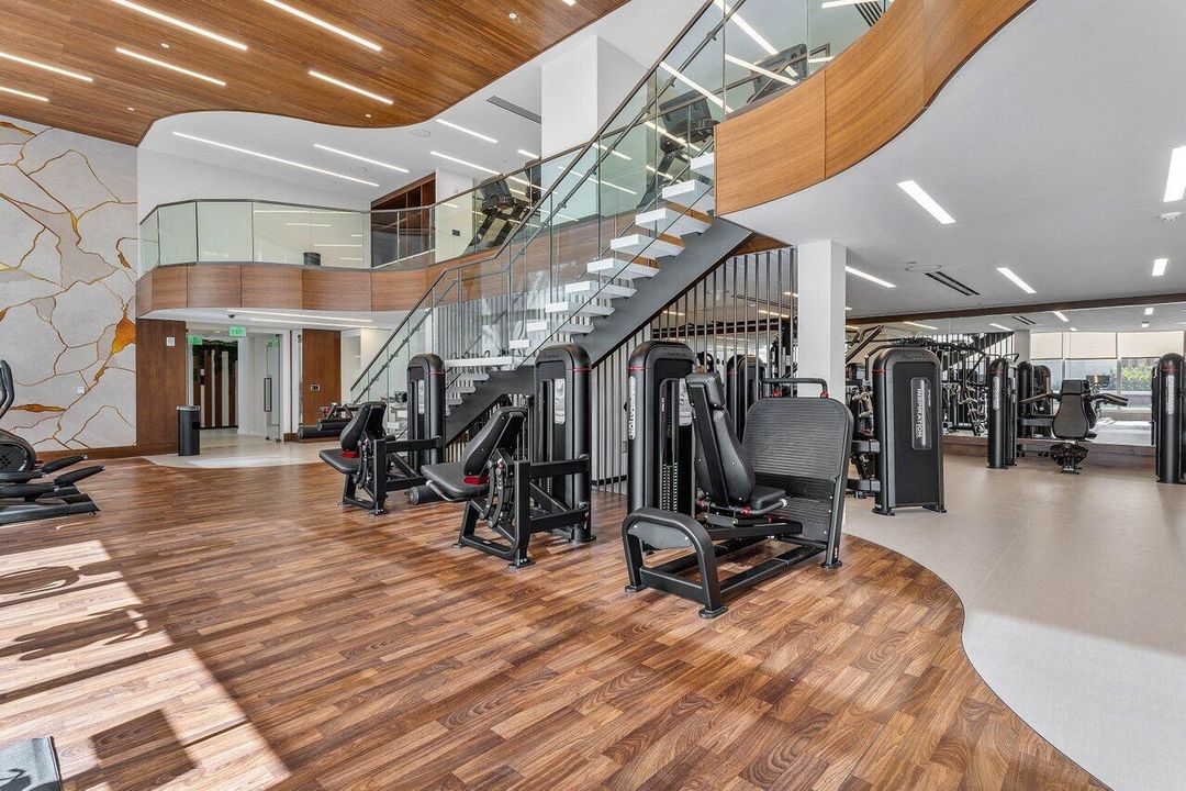 For Sale: $6,885,000 (3 beds, 3 baths, 4265 Square Feet)