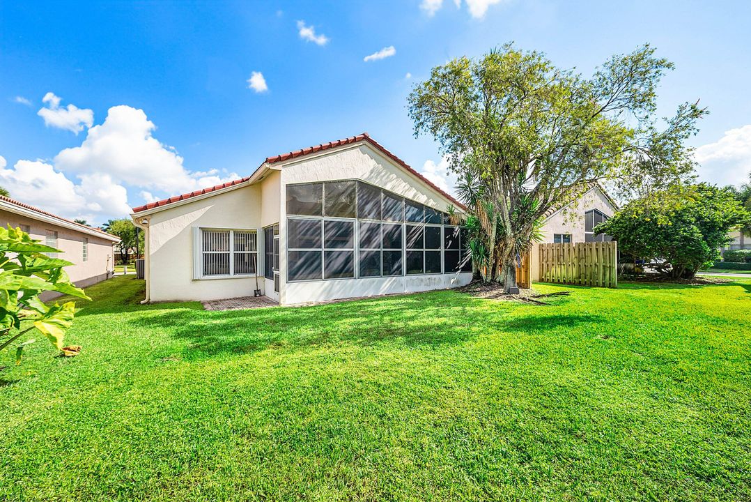 For Sale: $504,750 (3 beds, 2 baths, 2144 Square Feet)