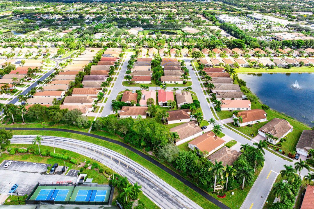 For Sale: $504,750 (3 beds, 2 baths, 2144 Square Feet)