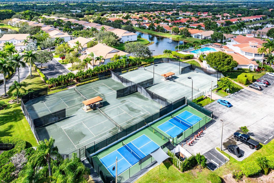 For Sale: $504,750 (3 beds, 2 baths, 2144 Square Feet)