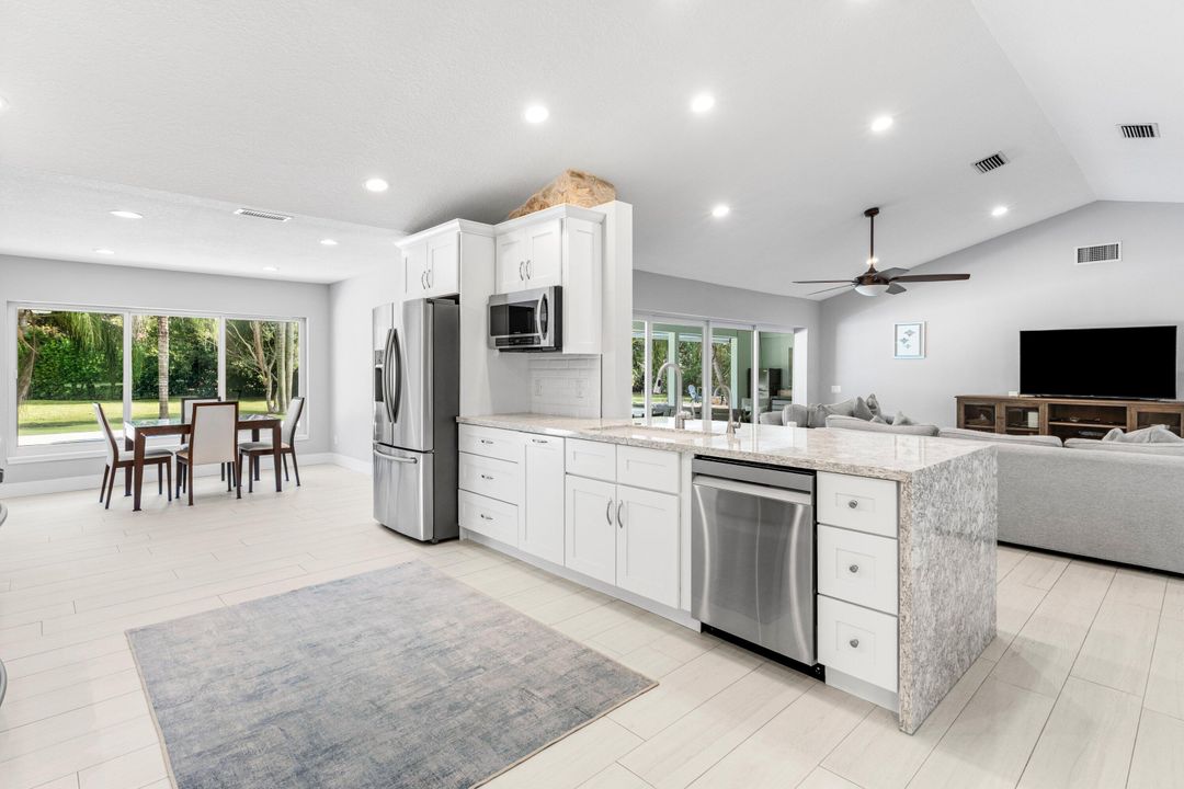 Active With Contract: $1,550,000 (4 beds, 3 baths, 2931 Square Feet)