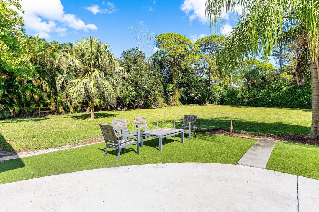 Active With Contract: $1,550,000 (4 beds, 3 baths, 2931 Square Feet)