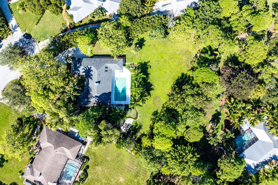 Active With Contract: $1,550,000 (4 beds, 3 baths, 2931 Square Feet)