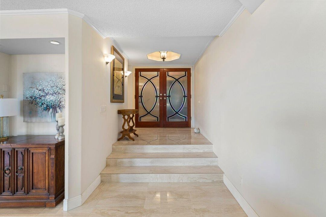 For Sale: $1,599,500 (2 beds, 2 baths, 2529 Square Feet)