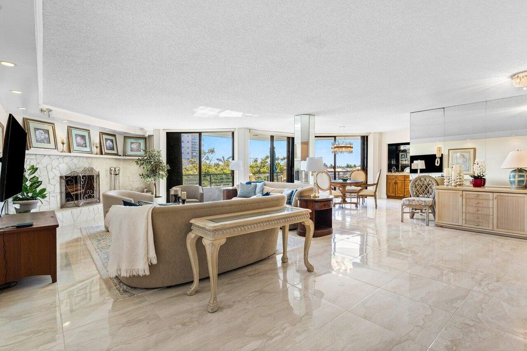 For Sale: $1,599,500 (2 beds, 2 baths, 2529 Square Feet)