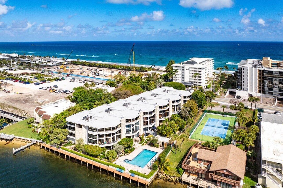 For Sale: $1,599,500 (2 beds, 2 baths, 2529 Square Feet)