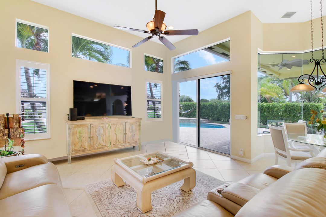 For Sale: $1,499,000 (5 beds, 3 baths, 2818 Square Feet)