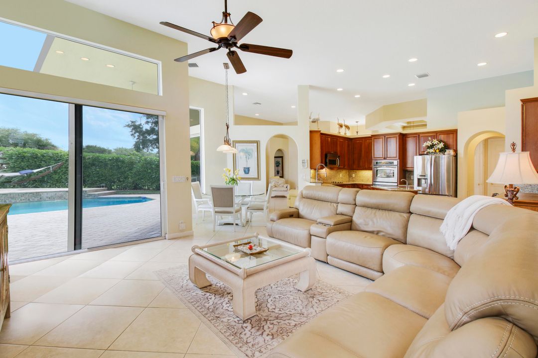 For Sale: $1,499,000 (5 beds, 3 baths, 2818 Square Feet)