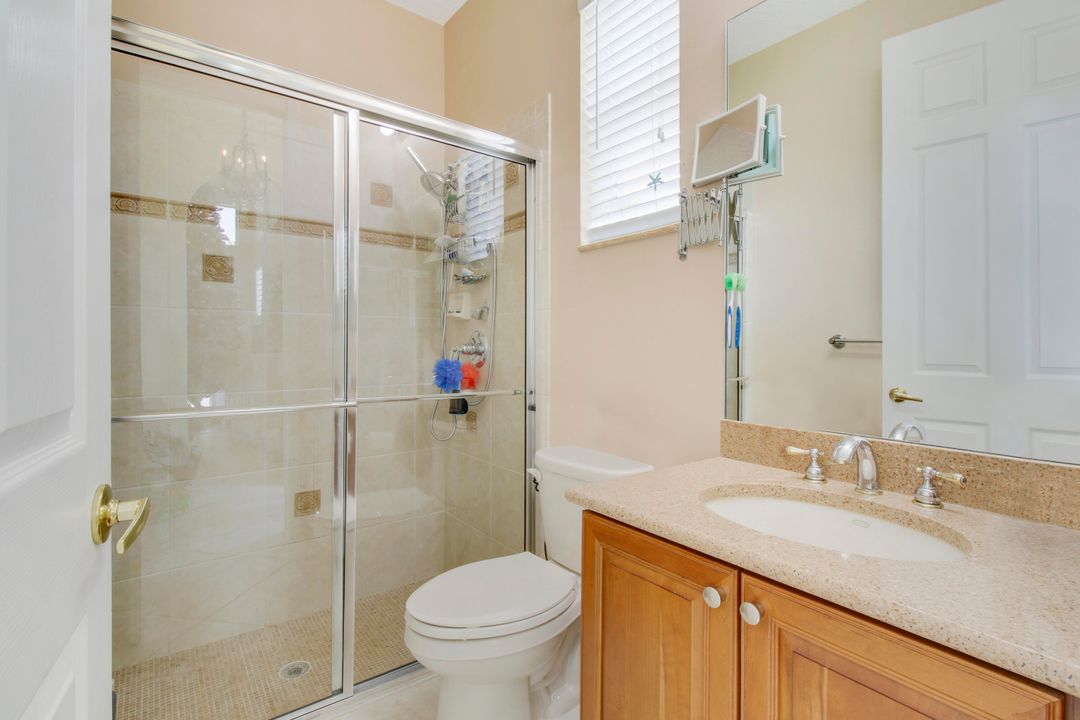 For Sale: $1,499,000 (5 beds, 3 baths, 2818 Square Feet)