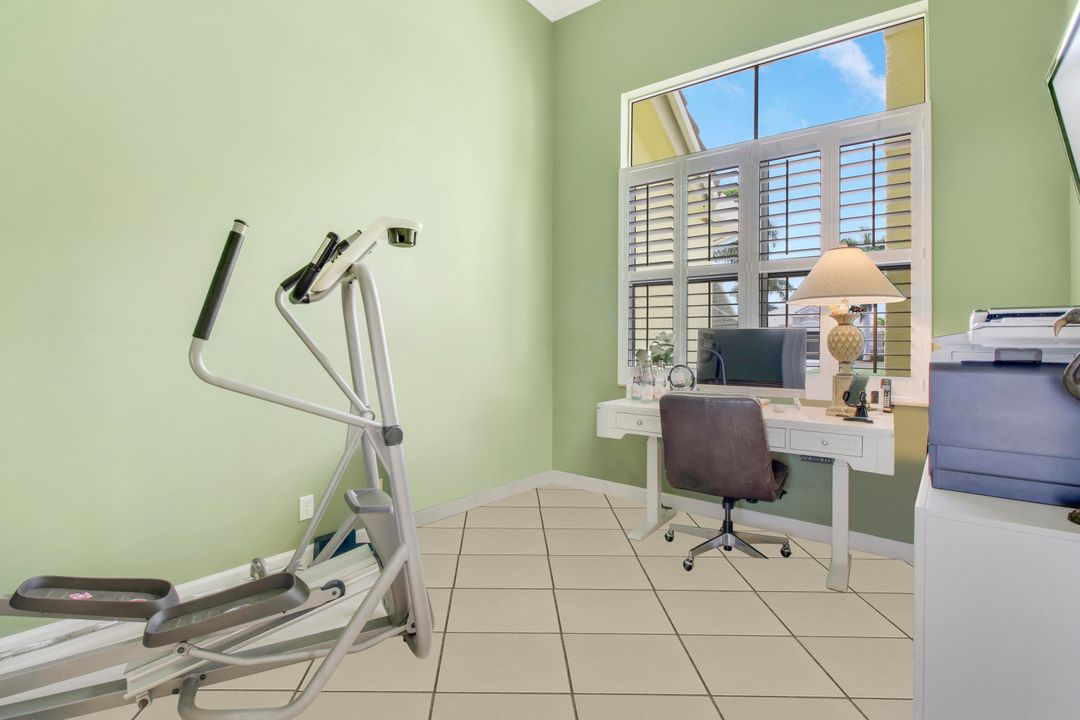 For Sale: $1,499,000 (5 beds, 3 baths, 2818 Square Feet)