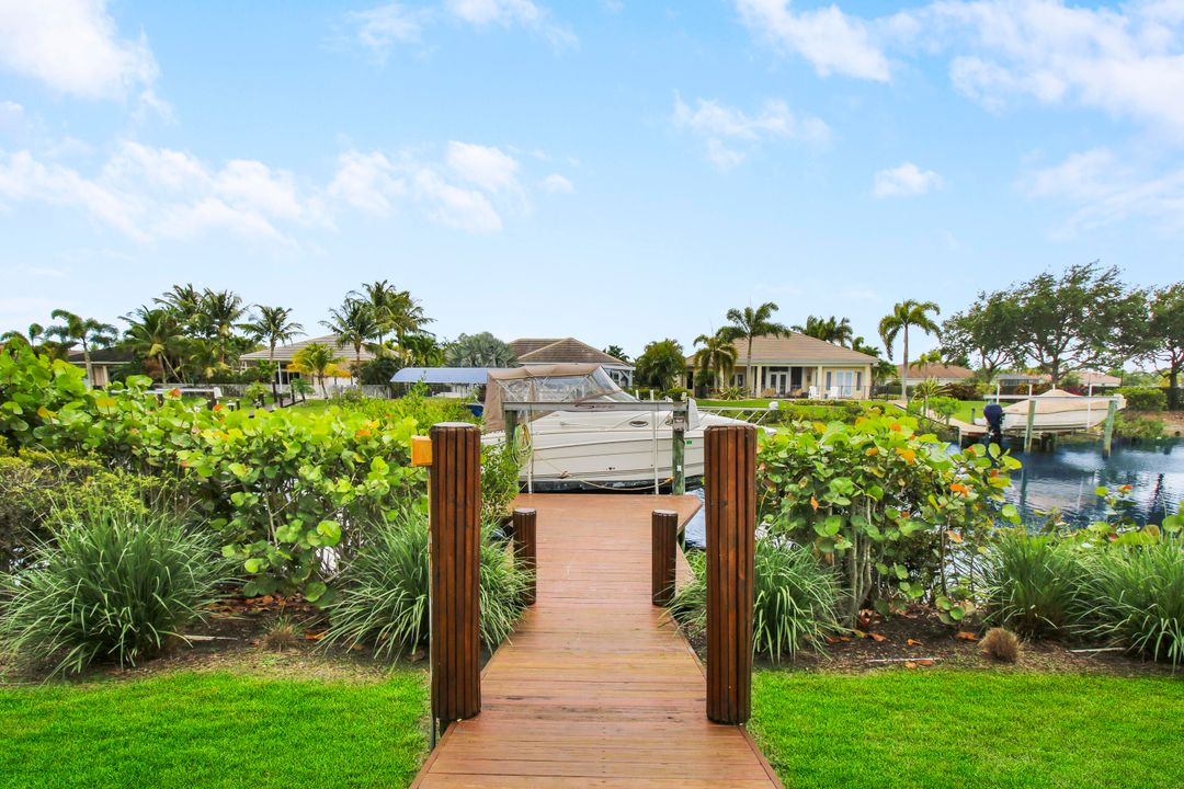 For Sale: $1,499,000 (5 beds, 3 baths, 2818 Square Feet)