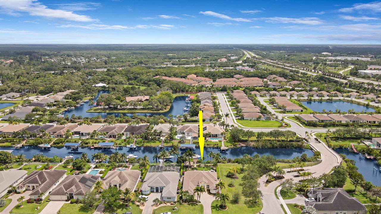 For Sale: $1,499,000 (5 beds, 3 baths, 2818 Square Feet)