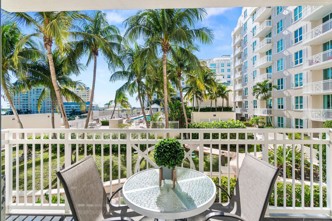 En Venta: $469,500 (2 camas, 2 baños, 1230 Pies cuadrados)