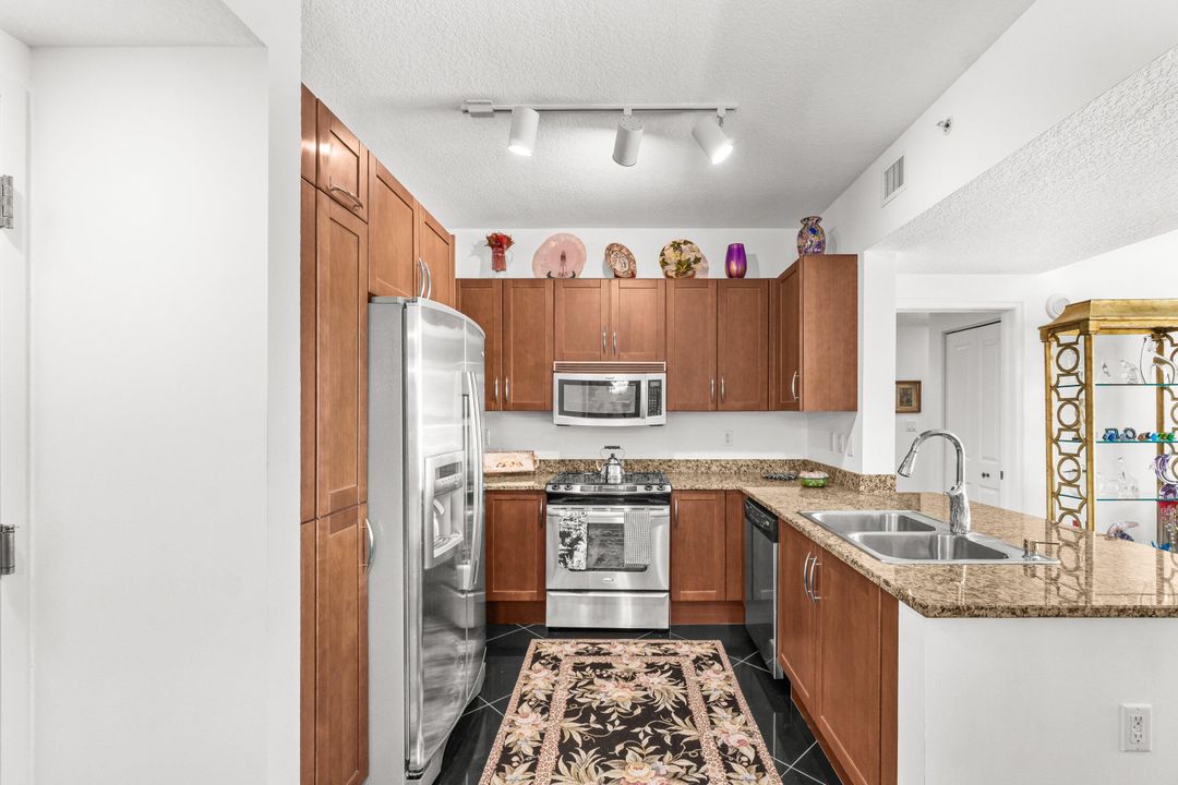 En Venta: $469,500 (2 camas, 2 baños, 1230 Pies cuadrados)