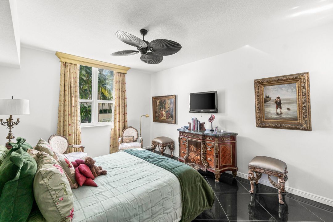 En Venta: $469,500 (2 camas, 2 baños, 1230 Pies cuadrados)